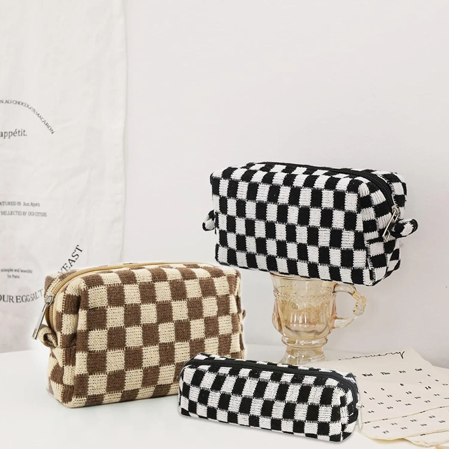4pcs Checkered Makeup Bag Cosmetic Bag for Women, Y2k Accessories Aesthetic Plaid Makeup Bag for Women, Large Capacity Pencil Case Makeup Brushes Storage Bag Travel Toiletry Bag Organizer