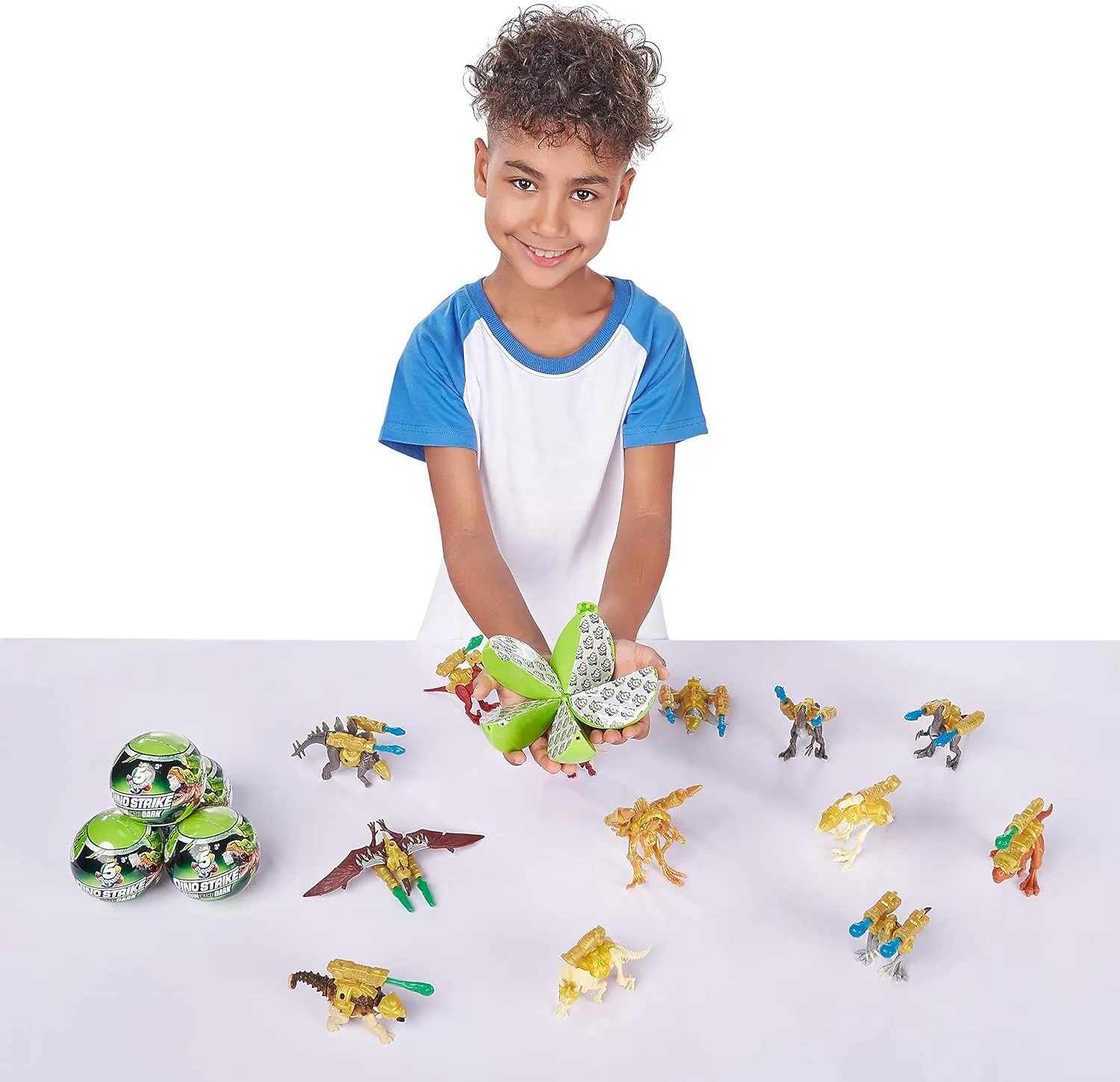5 Surprise Dino Strike Surprise Mystery Battling Collectible Dinos by ZURU (2 Pack) Glow in The Dark,Gold