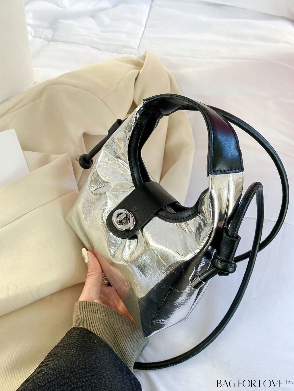 BagForLove - Compact Twist Lock Hobo Bag with Raw Trim