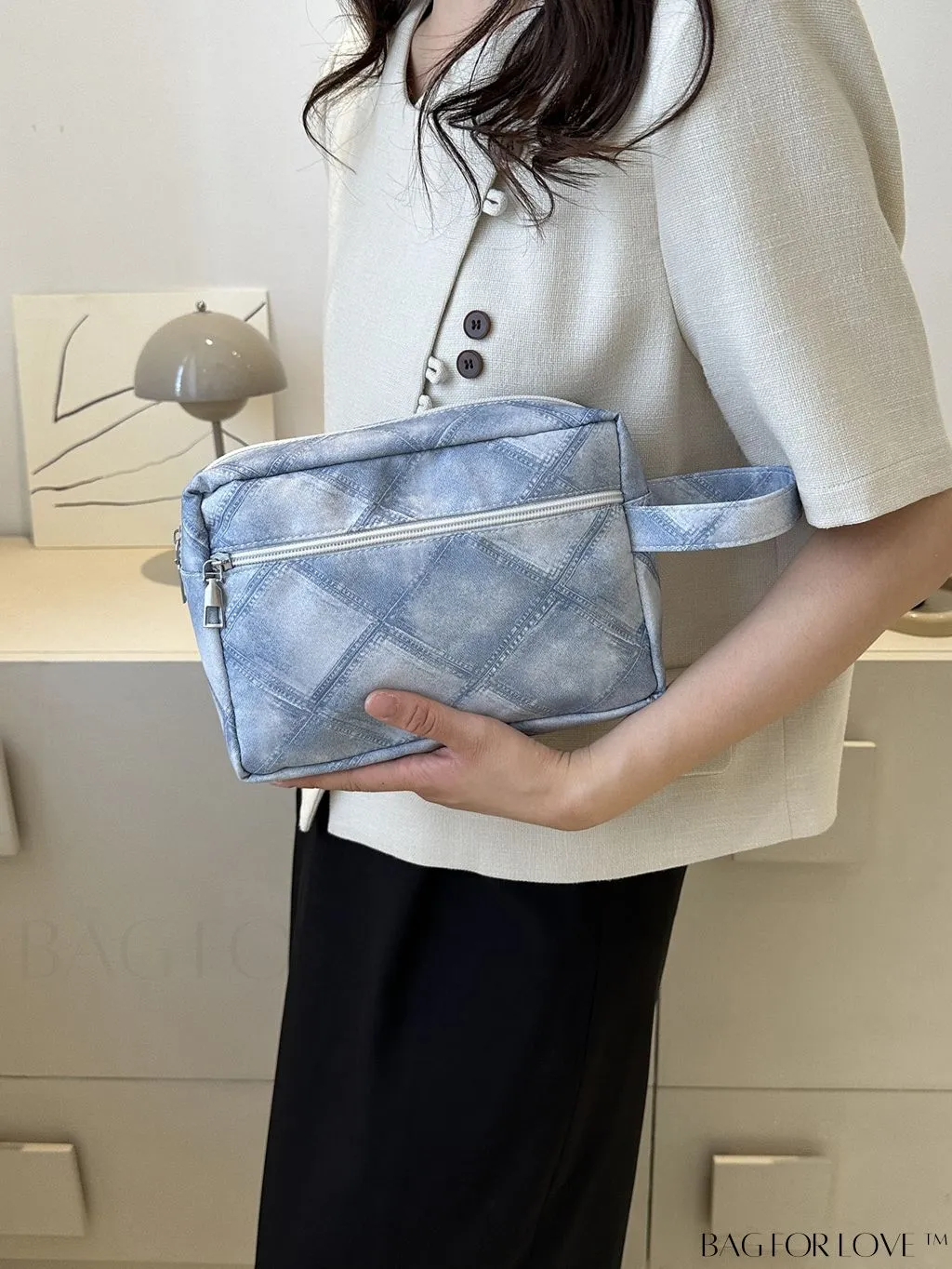 BagForLove - Stylish Geometric Contrast Clutch: A Fashionable Must-Have