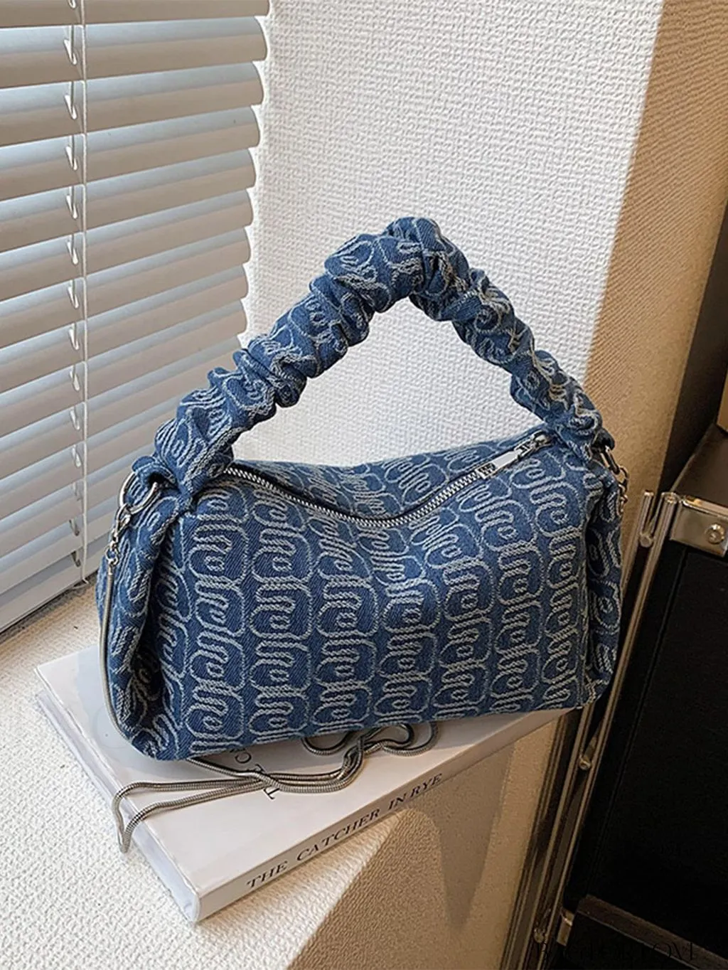 BagForLove - Stylish Letter Print Crossbody Handbag - Fashionable New Arrival