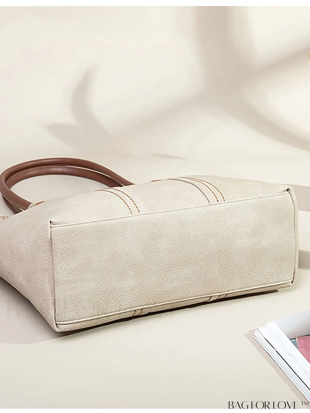 BagForLove - Stylish Oversized Tote - Maximized Storage for Fashionable Individuals