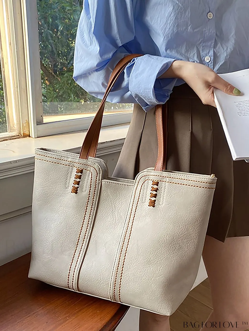 BagForLove - Stylish Oversized Tote - Maximized Storage for Fashionable Individuals