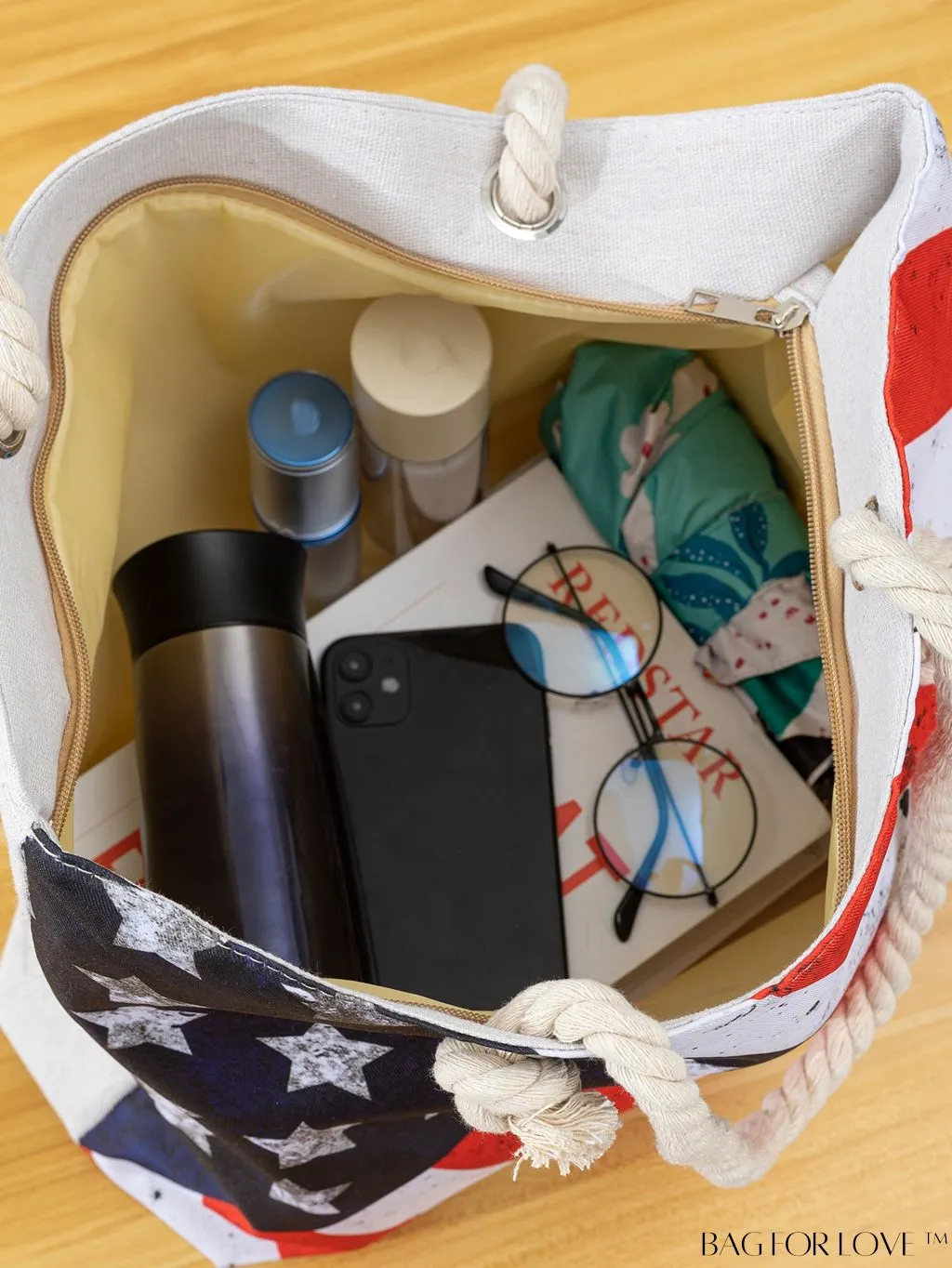 BagForLove - Stylish Student Tote Bag for Fashionable Travel and Shopping