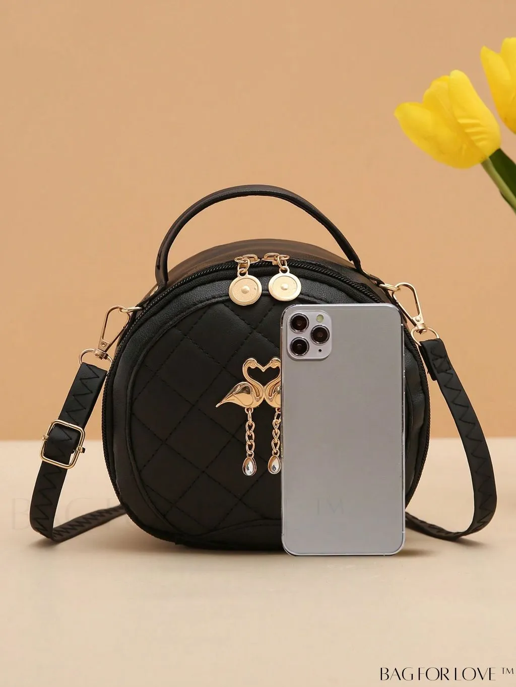 BagForLove - Swan-Embellished Metallic Fashion Handbag with Exquisite Stitching