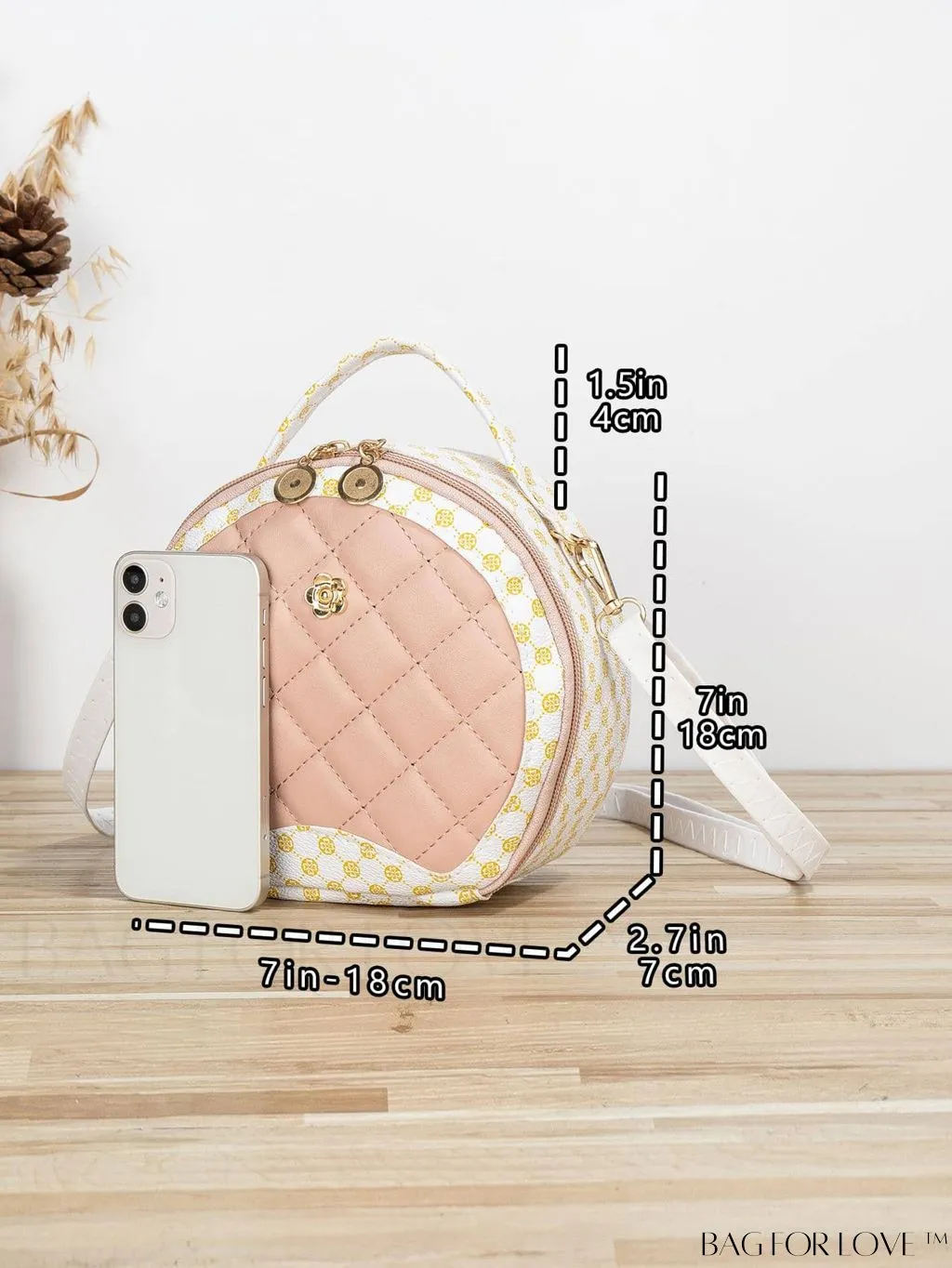 BagForLove - Swan-Embellished Metallic Fashion Handbag with Exquisite Stitching