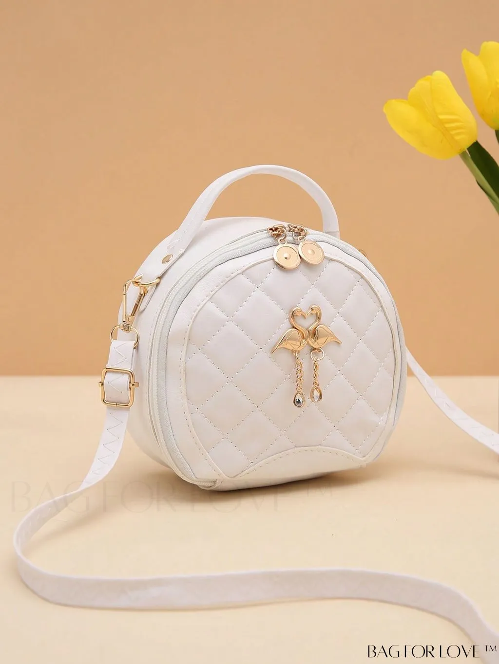 BagForLove - Swan-Embellished Metallic Fashion Handbag with Exquisite Stitching