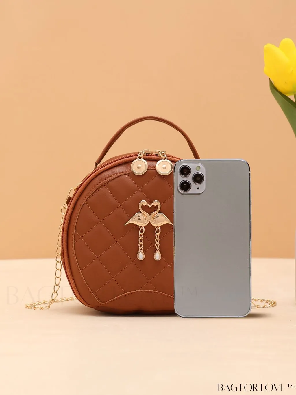 BagForLove - Swan-Embellished Metallic Fashion Handbag with Exquisite Stitching