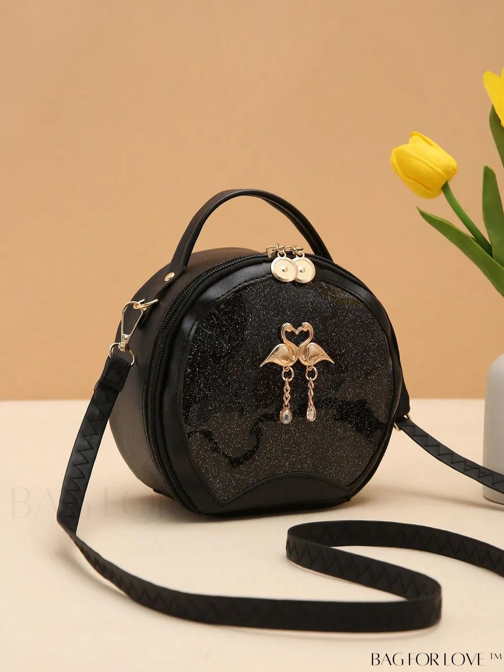 BagForLove - Swan-Embellished Metallic Fashion Handbag with Exquisite Stitching