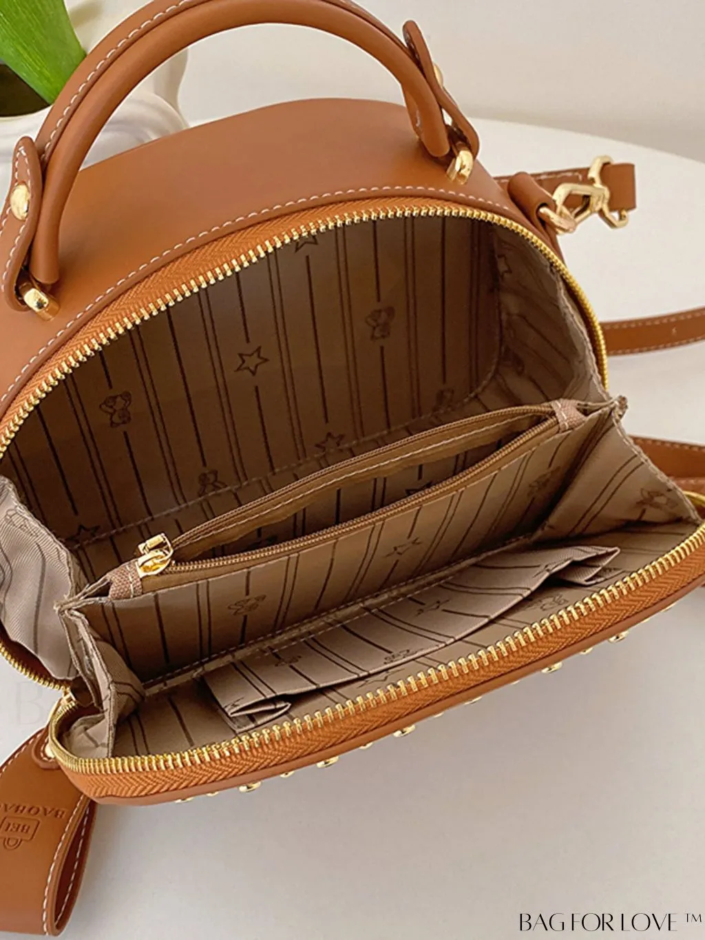 BagForLove - Versatile Cartoon Bear Pattern Box Bag - Stylish and Functional Handbag