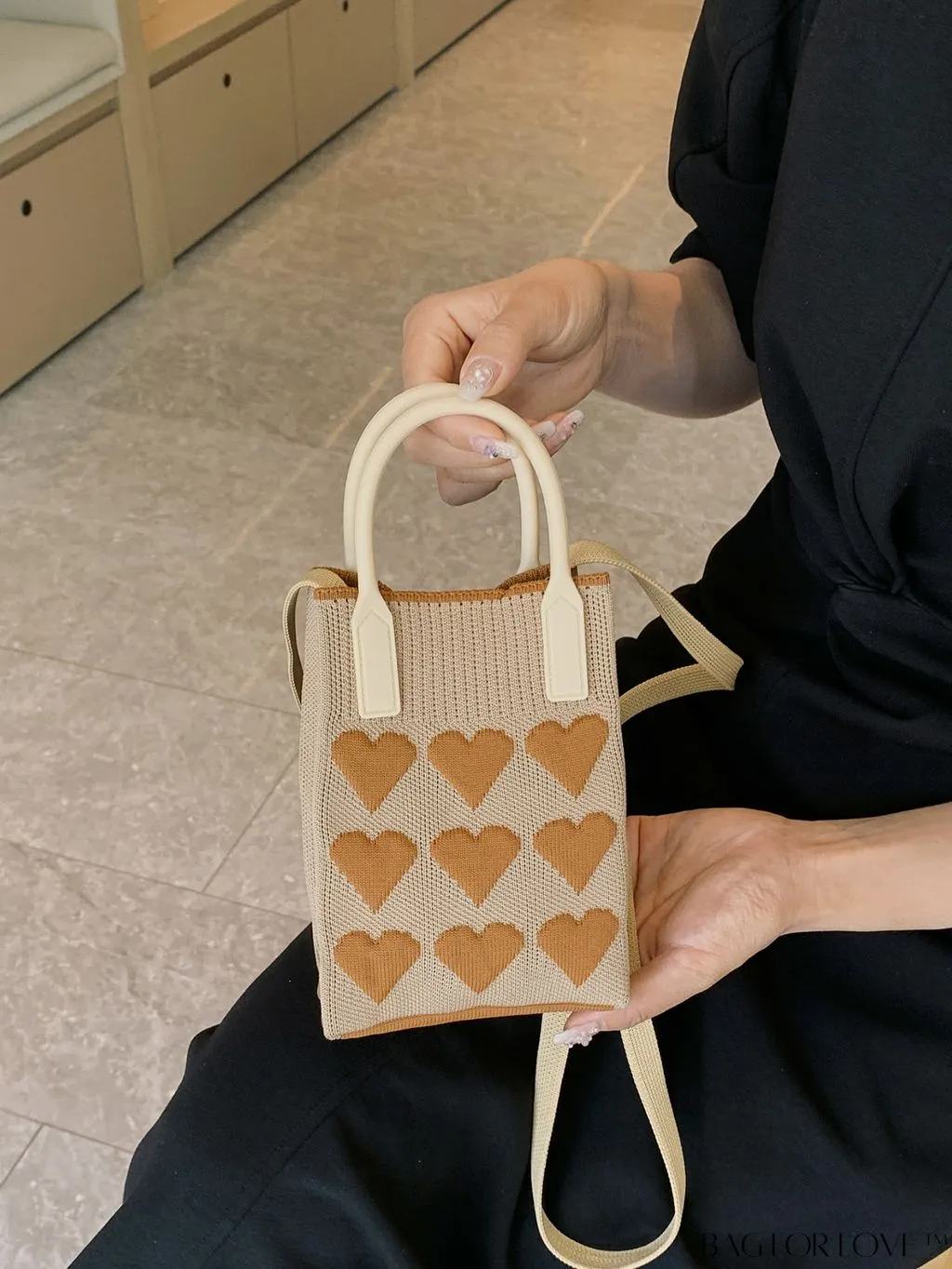 BagForLove - Womens Heart-Patterned Crochet Handbag with Phone Compartment