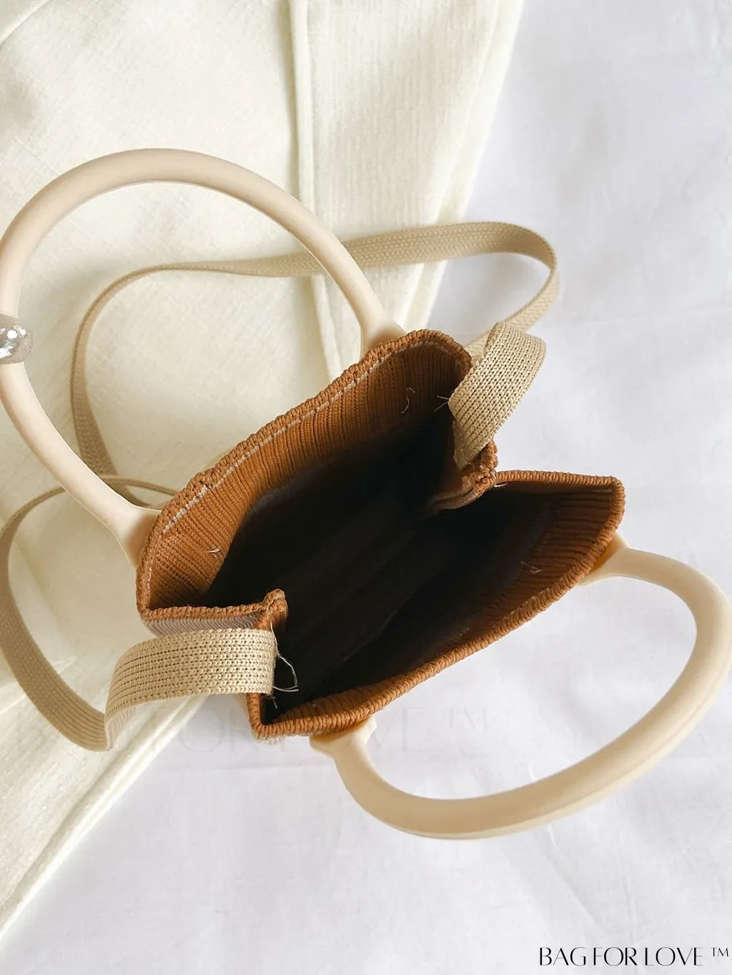 BagForLove - Womens Heart-Patterned Crochet Handbag with Phone Compartment