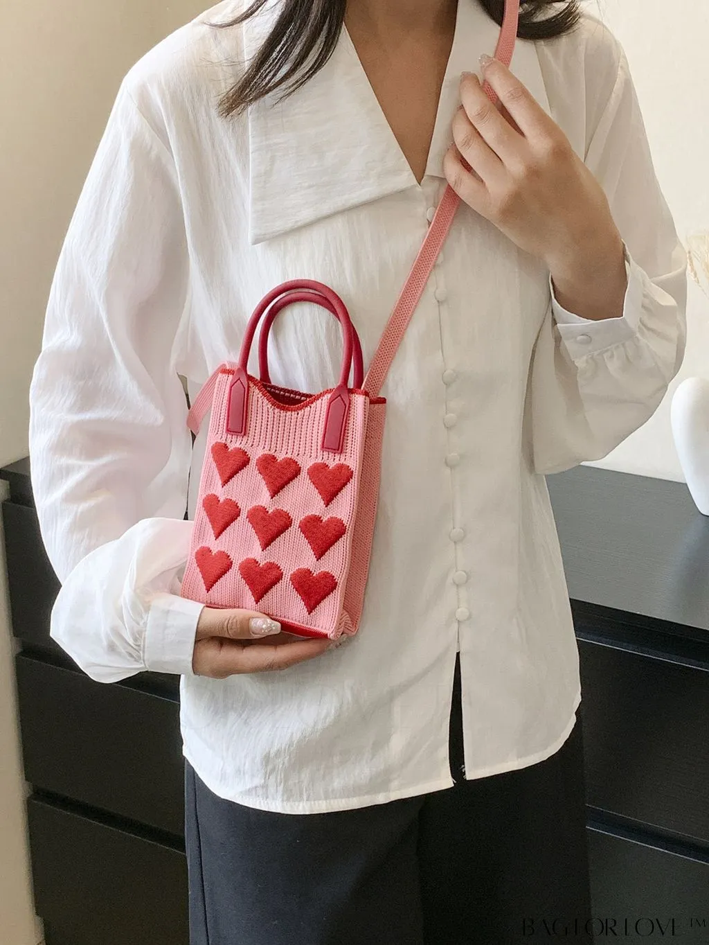 BagForLove - Womens Heart-Patterned Crochet Handbag with Phone Compartment