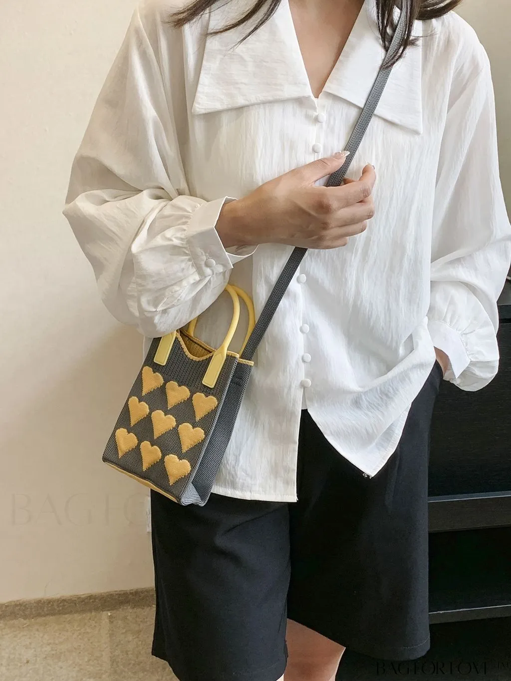 BagForLove - Womens Heart-Patterned Crochet Handbag with Phone Compartment