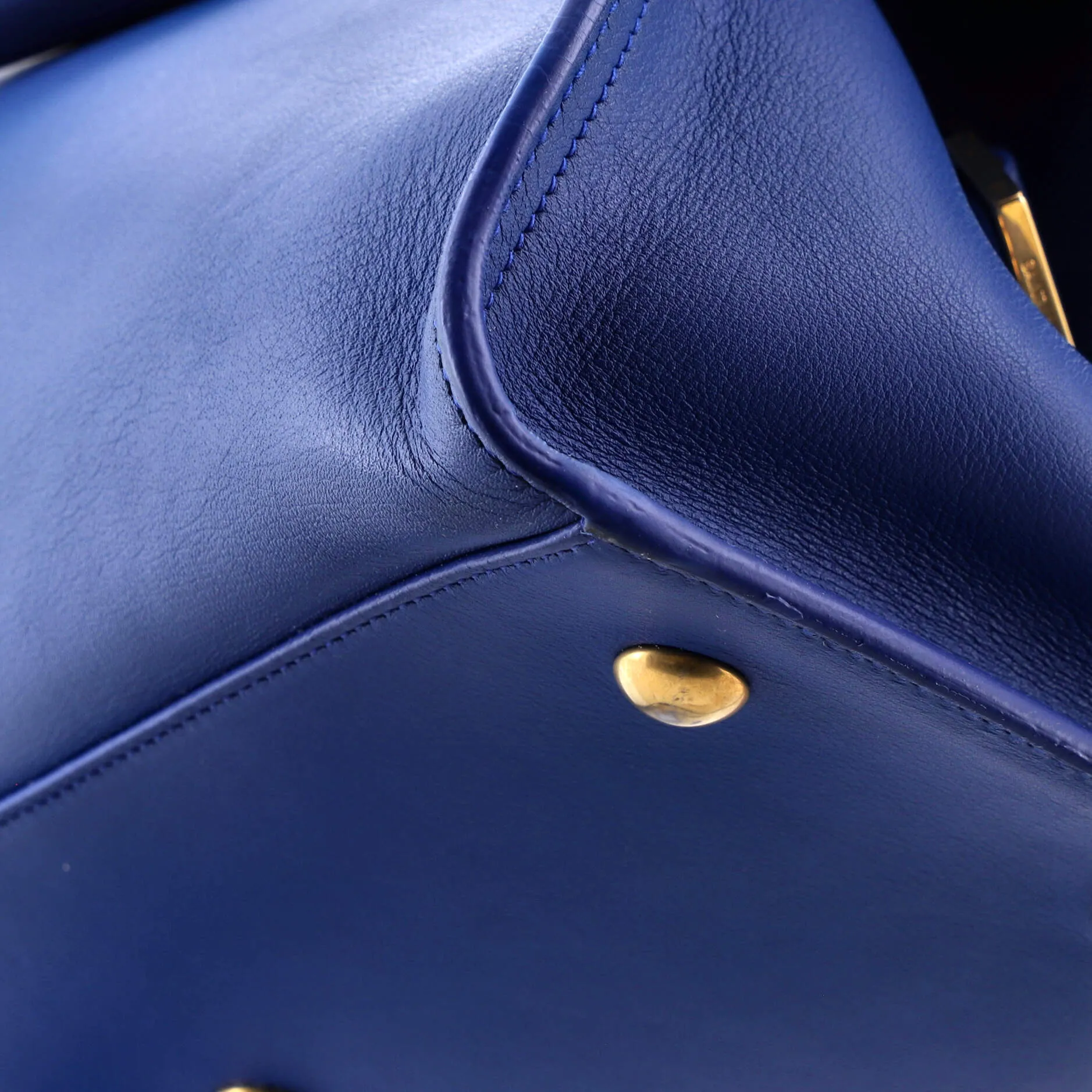 Classic Y Cabas Leather Small