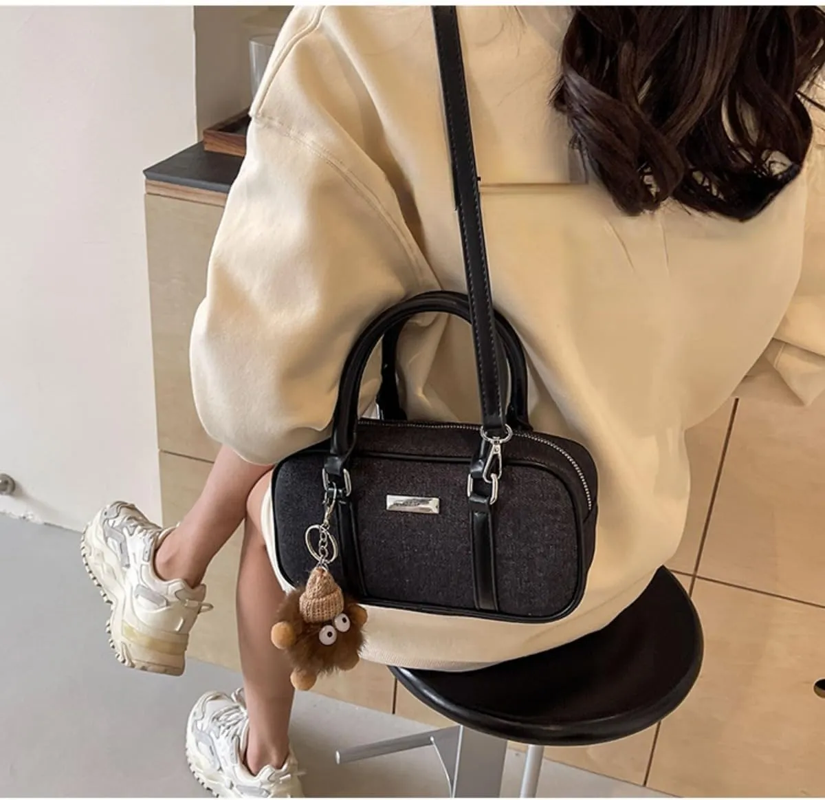 Denim Crossbody Bag Canvas Messenger Bag for Women Tote Bag Casual Hobo Bag Purses Retro Aesthetic Handbag