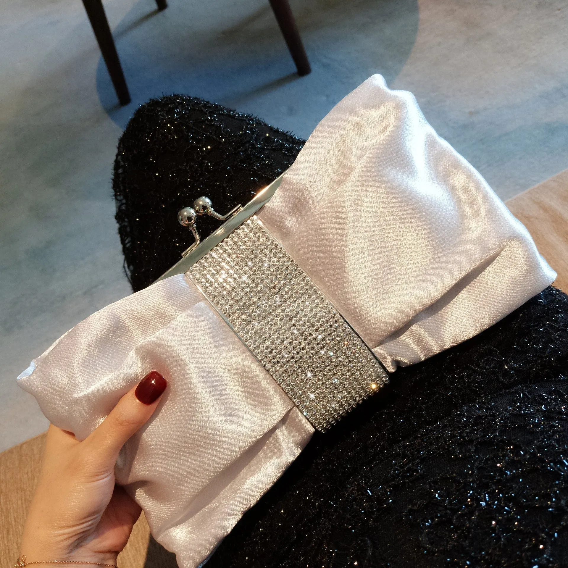 Diamond Elegant Bow Party Clutch Purse