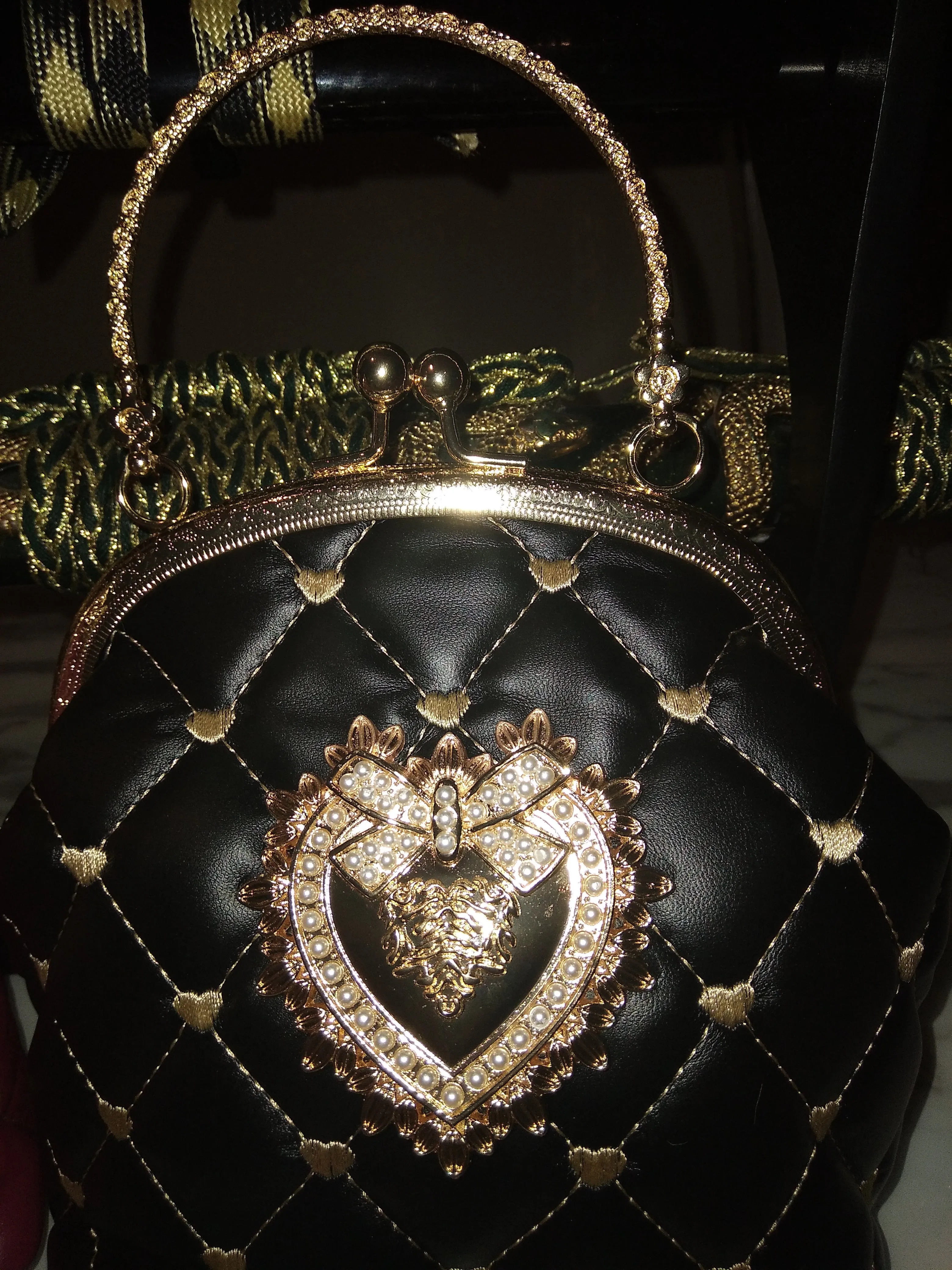 Embroidery PU Clutch