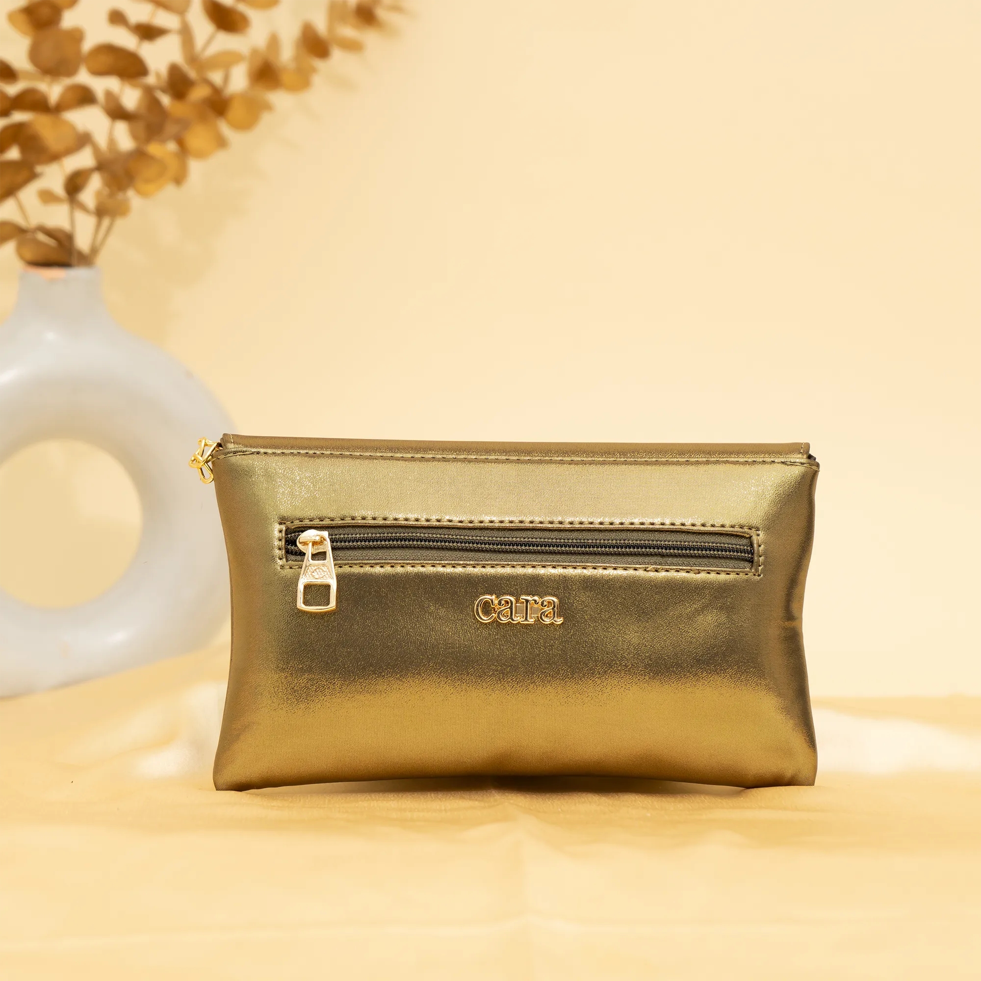 gold Shimmer Shell clutch  | cara
