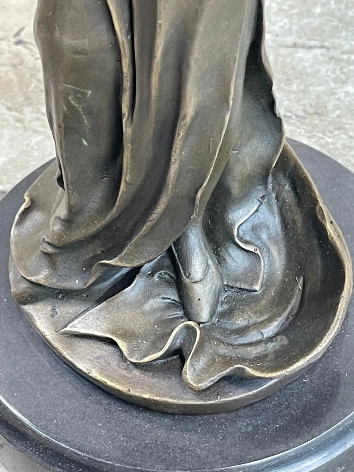 Handcrafted Collectible By Lost Wax Method Beautiful Maiden Bronze Sculpture