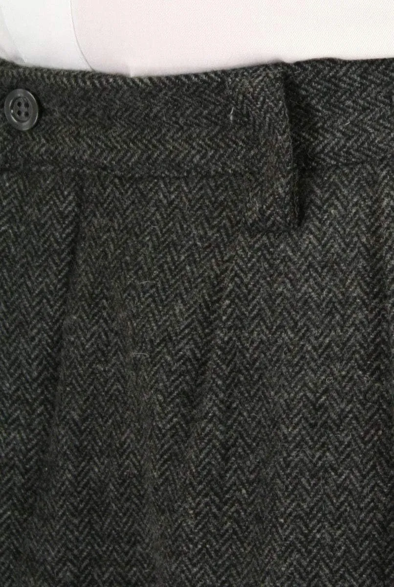 Historical Emporium Men's Wool Blend Herringbone Tweed Knickers, Victorian and Edwardian Short Pants with Suspender Buttons