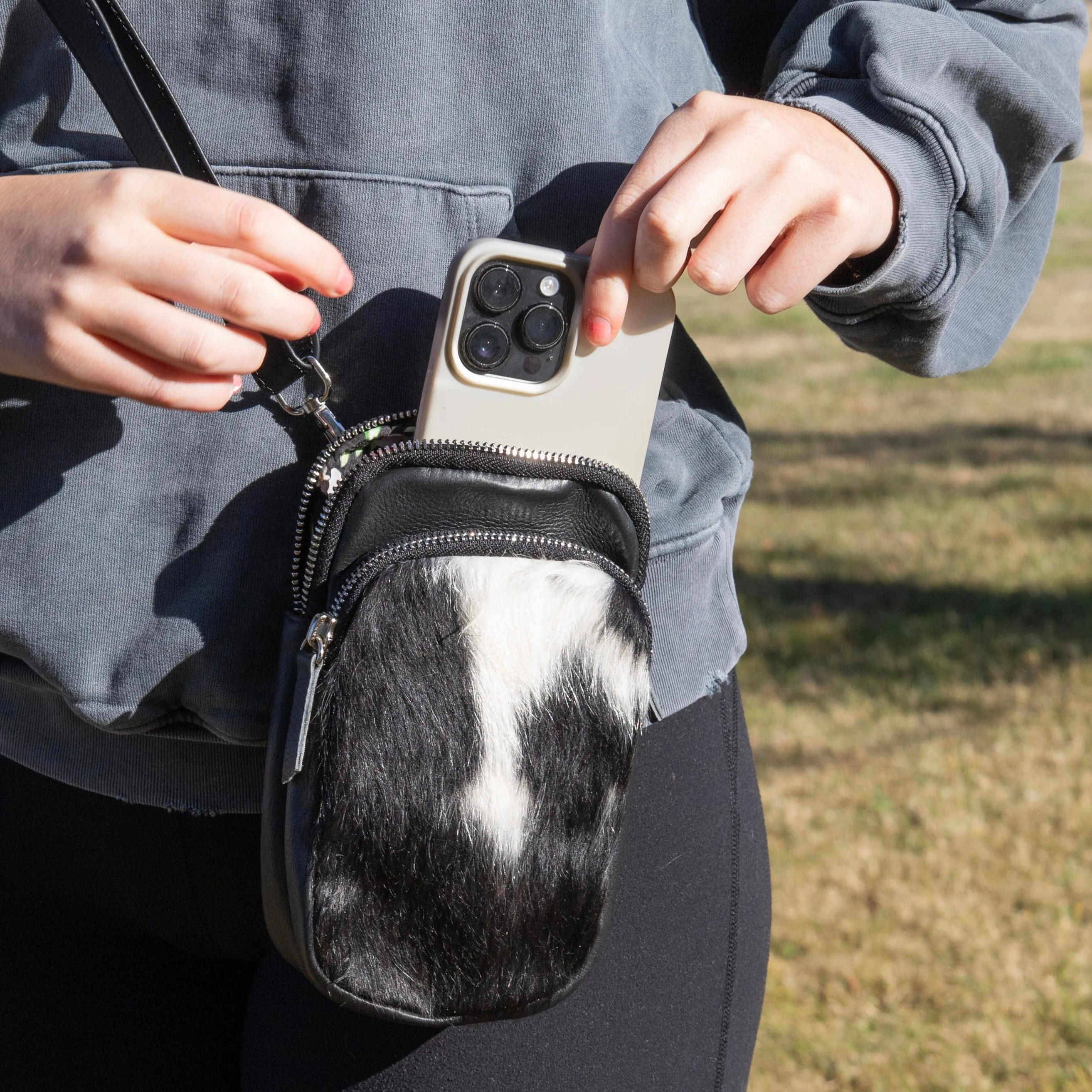 Journey Cowhide Cellphone Bag