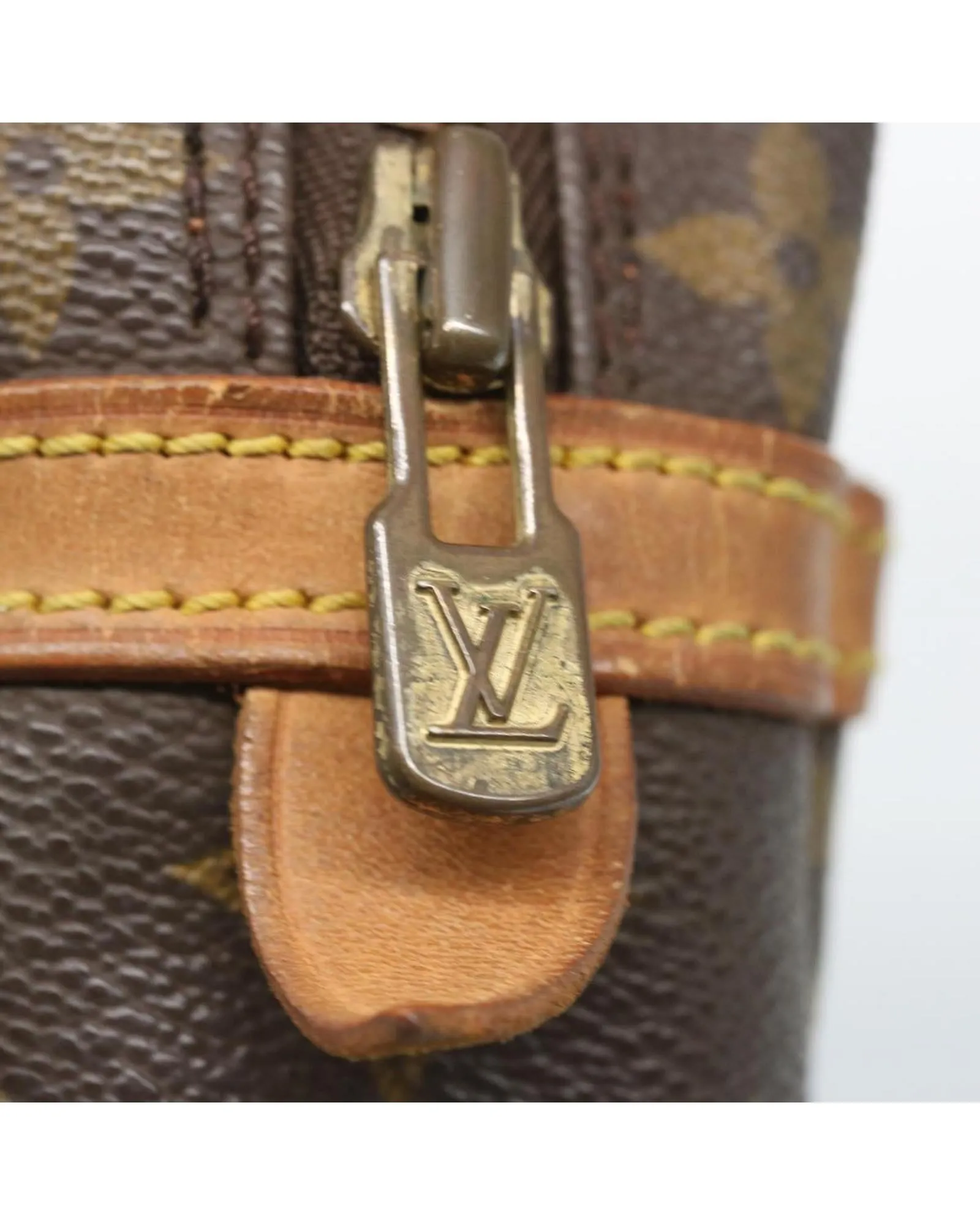 Pochette Voyage Monogram Clutch