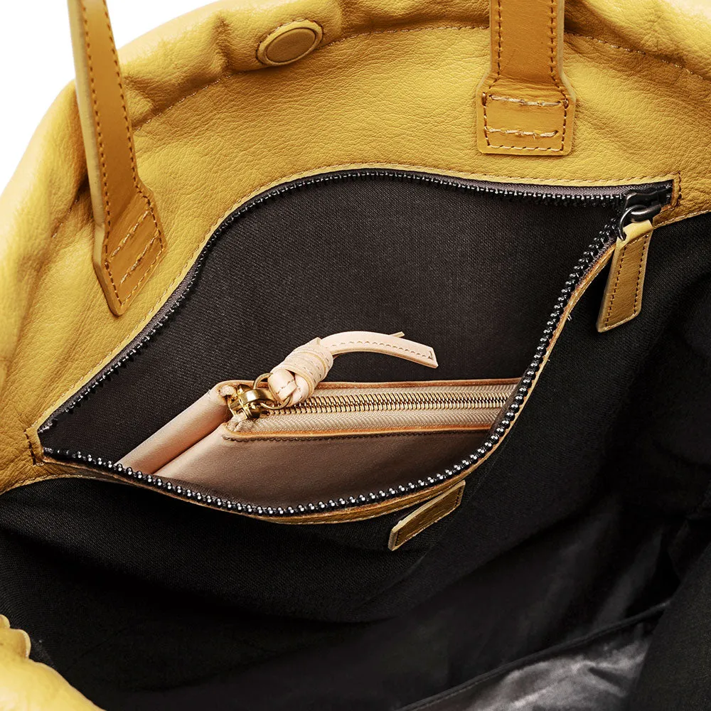 Ruffle Drawstring Tote
