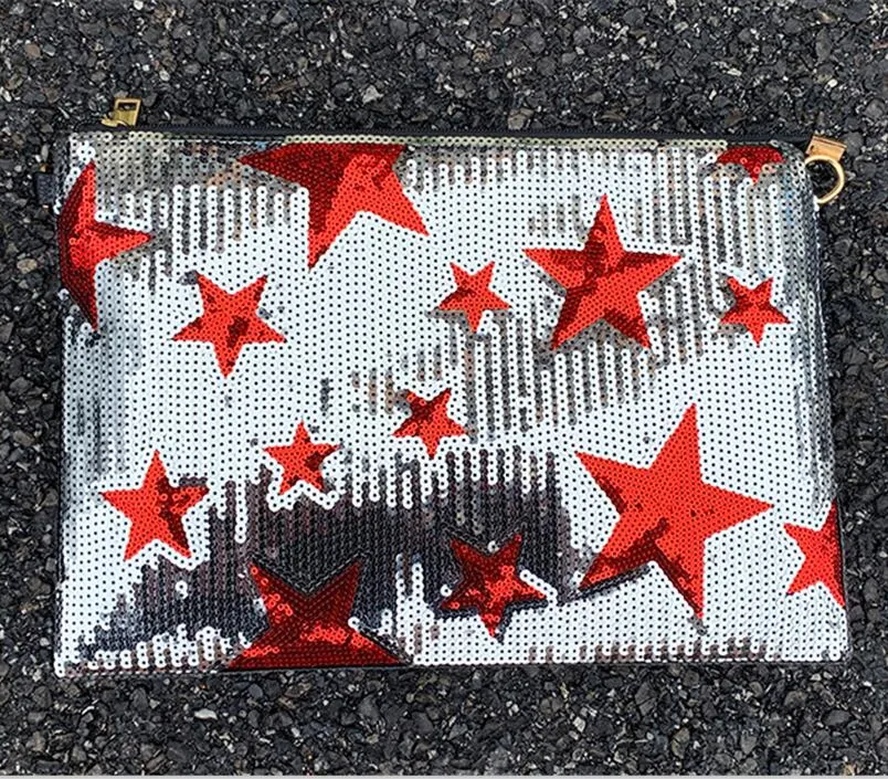 Star Pattern Sequined Clutch