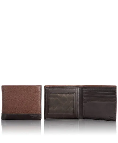 TUMI Rivington Global Center Flip ID