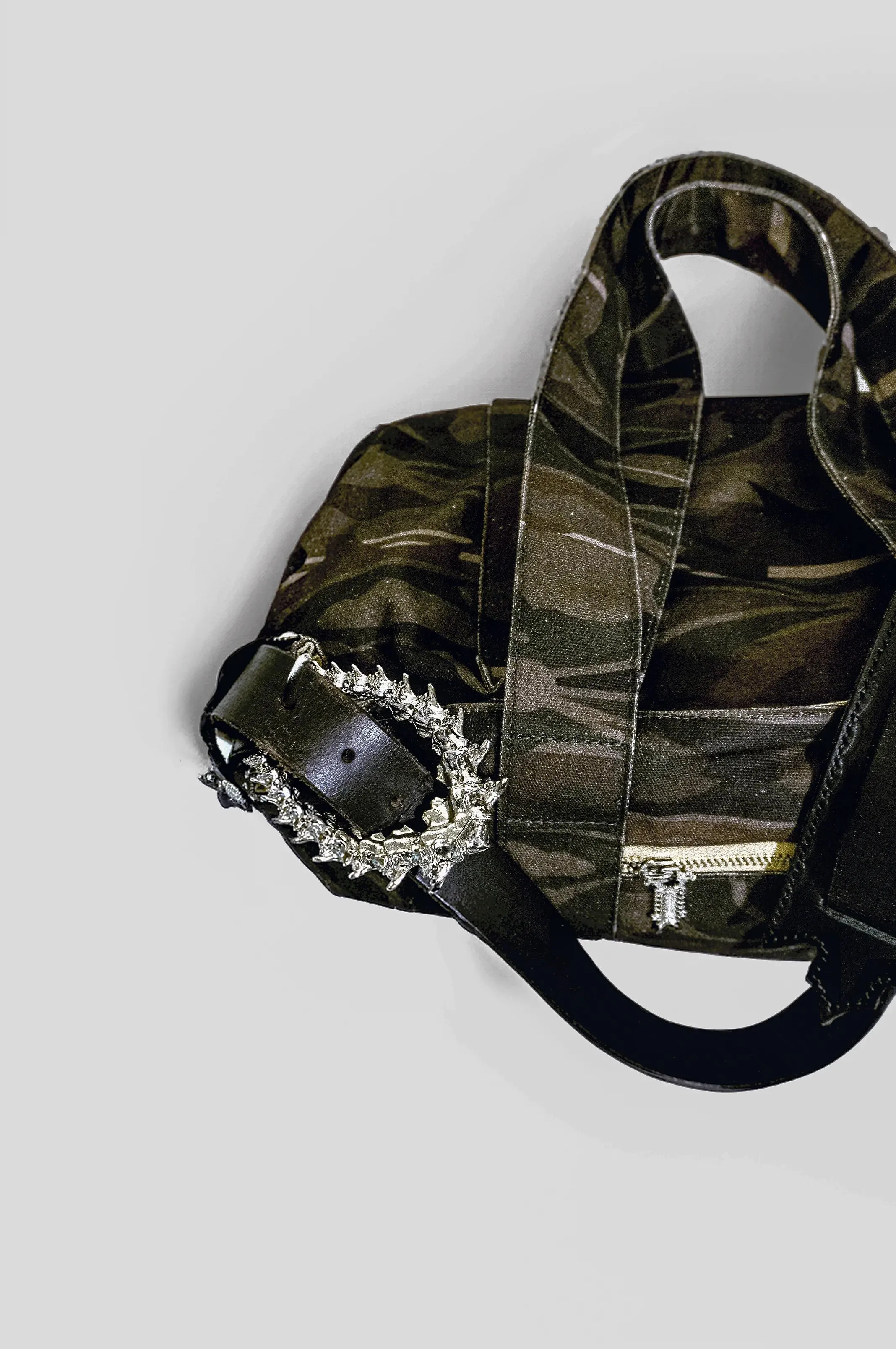 VERTEBRAE MESSENGER TOTE